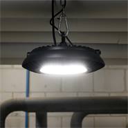 LED-armatur 150 watt - strålkastare, belysning till stall, ridhus, lada, gårdsbelysning, dimbar