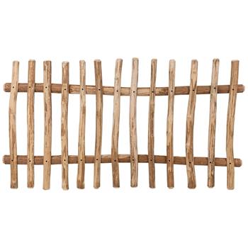 VOSS.garden hasselnötsstängselelement, 150x80cm kit från VOSS.garden är ett rustikt trästängselkit tillverkat av naturliga, ojämna hasselnötsgrenar som är placerade vertikalt och horisontellt.